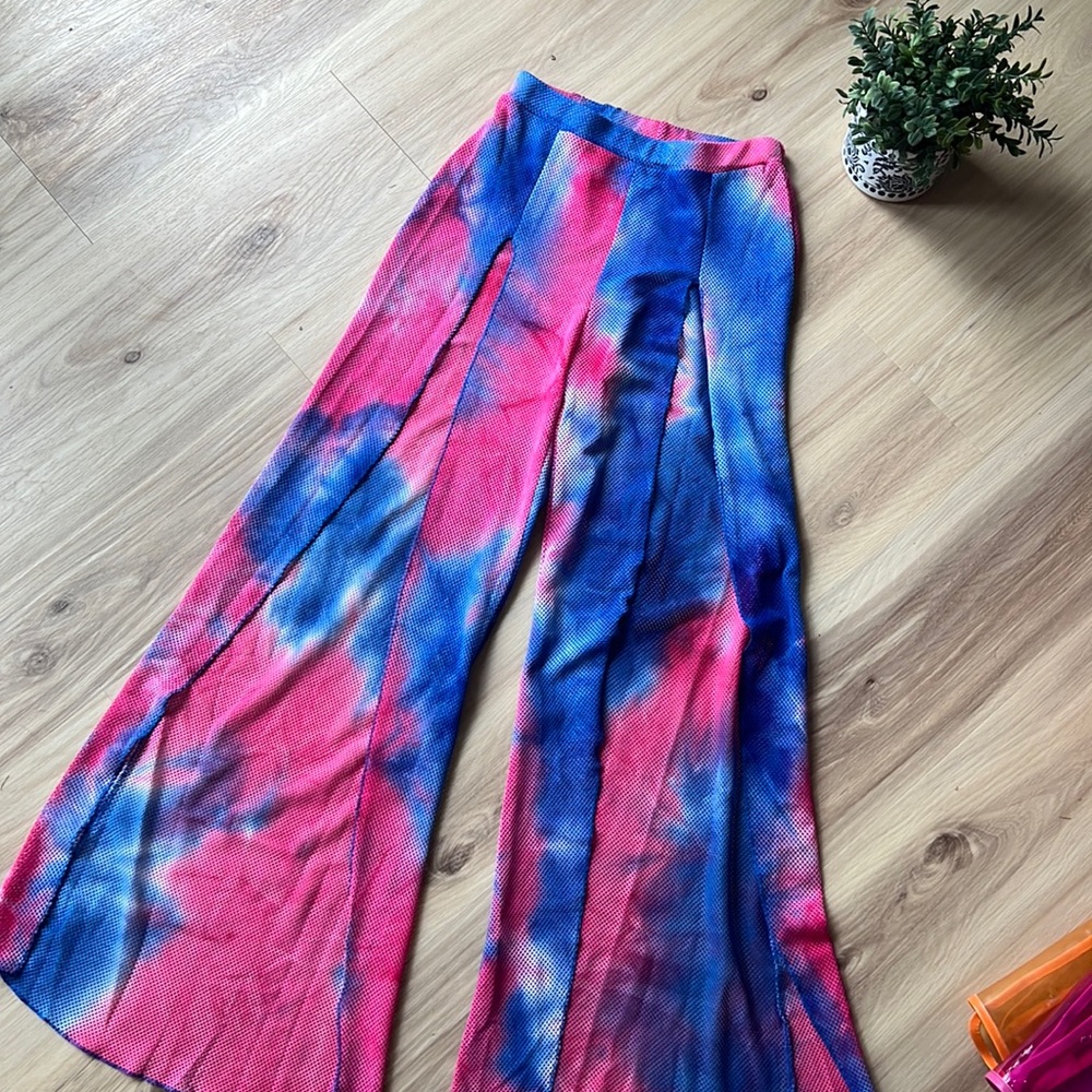 Club Exx - Cognac Lilac Fly-Away Pants